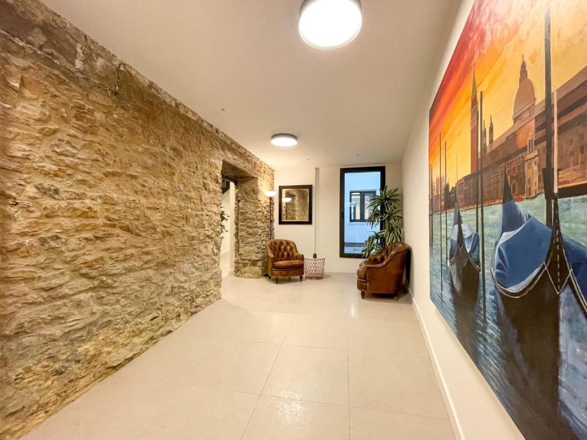 San Isidoro Coliving Oviedo Exterior foto